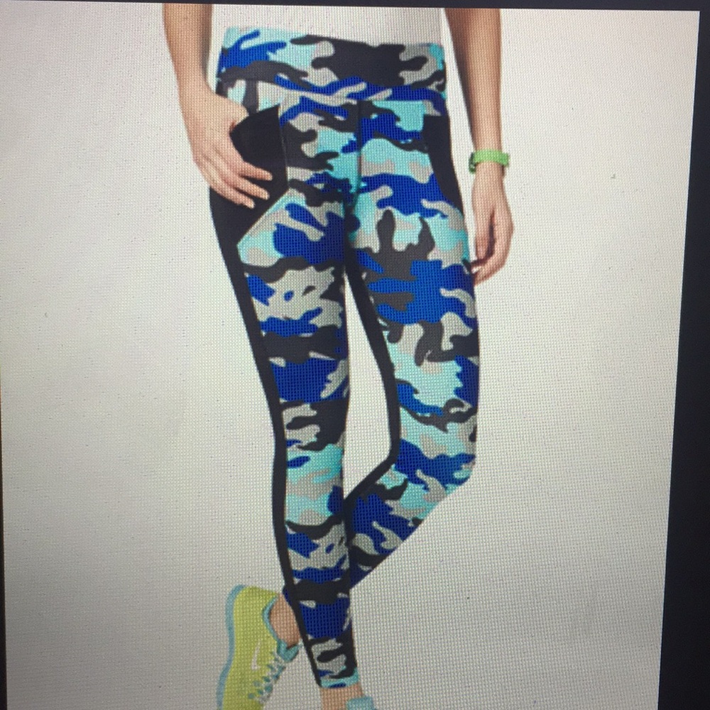 camo leggings